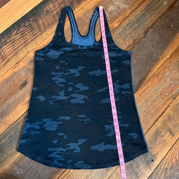 Lululemon Cool Racerback Tank Top *Nulu in Heritage 365 Camo Deep Coal Sz 6 - Picture 5 of 11